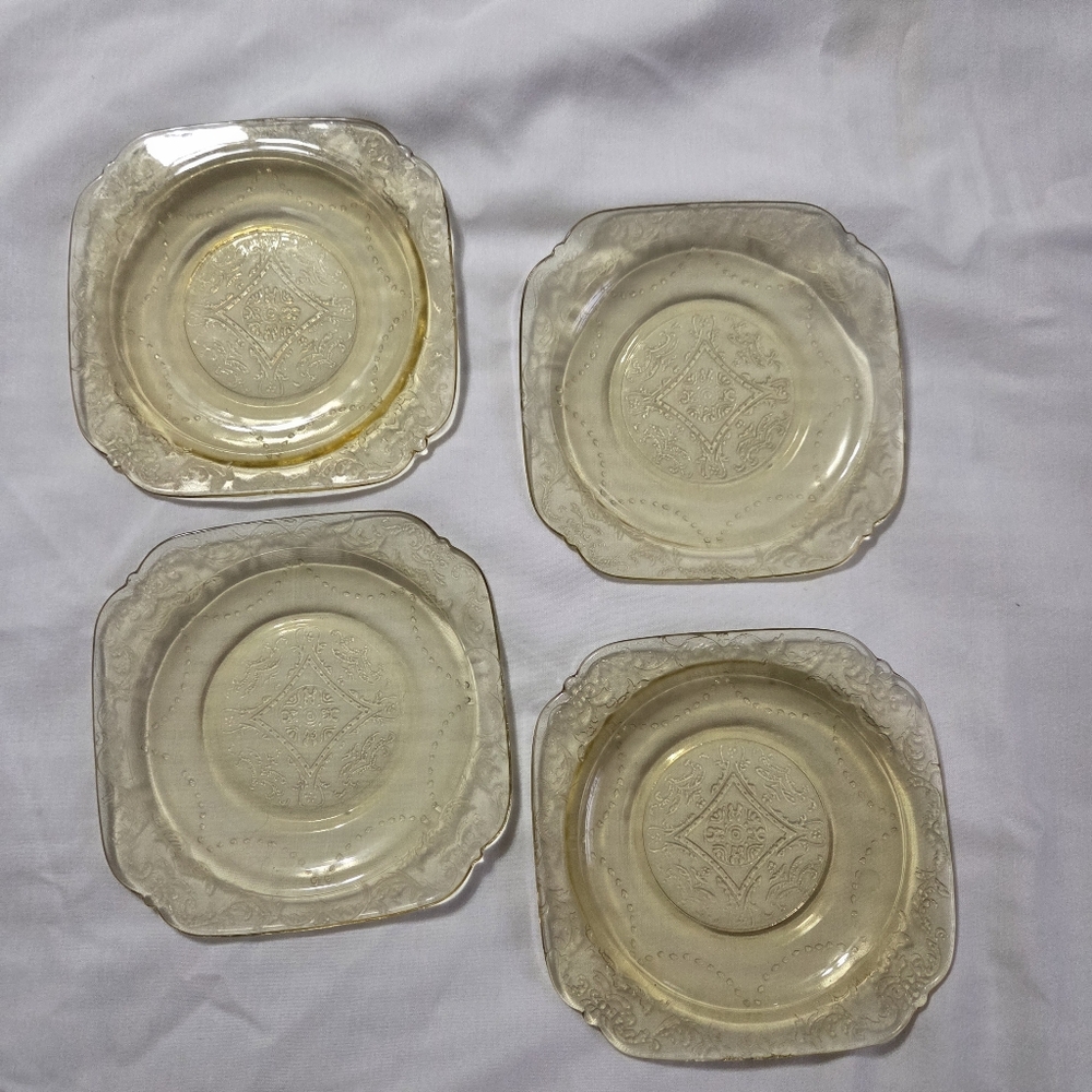 6" Vintage "Madrid" Federal Glass Company Amber Set of 4 Bread Desert Plates